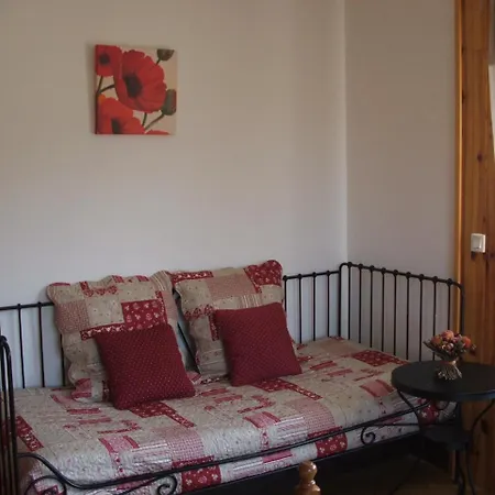 ベッド・アンド・ブレックファスト Maison D' Hotes Tranquyl 3*