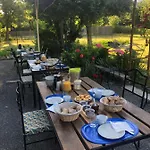 Maison D' Hotes Tranquyl לינה וארוחת בוקר